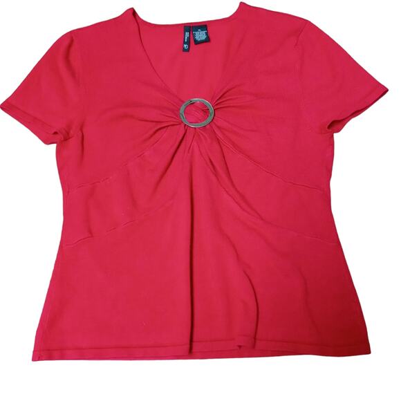Womens Teen Red Top V Neck Top Metal Accent Buckle Gathered Front T Shirt PL - Picture 13 of 13